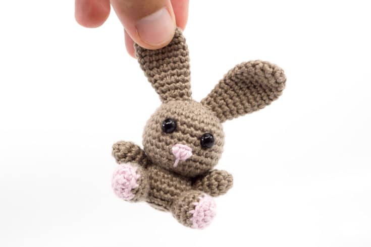 Free Crochet Bunny Amigurumi Pattern | Supergurumi